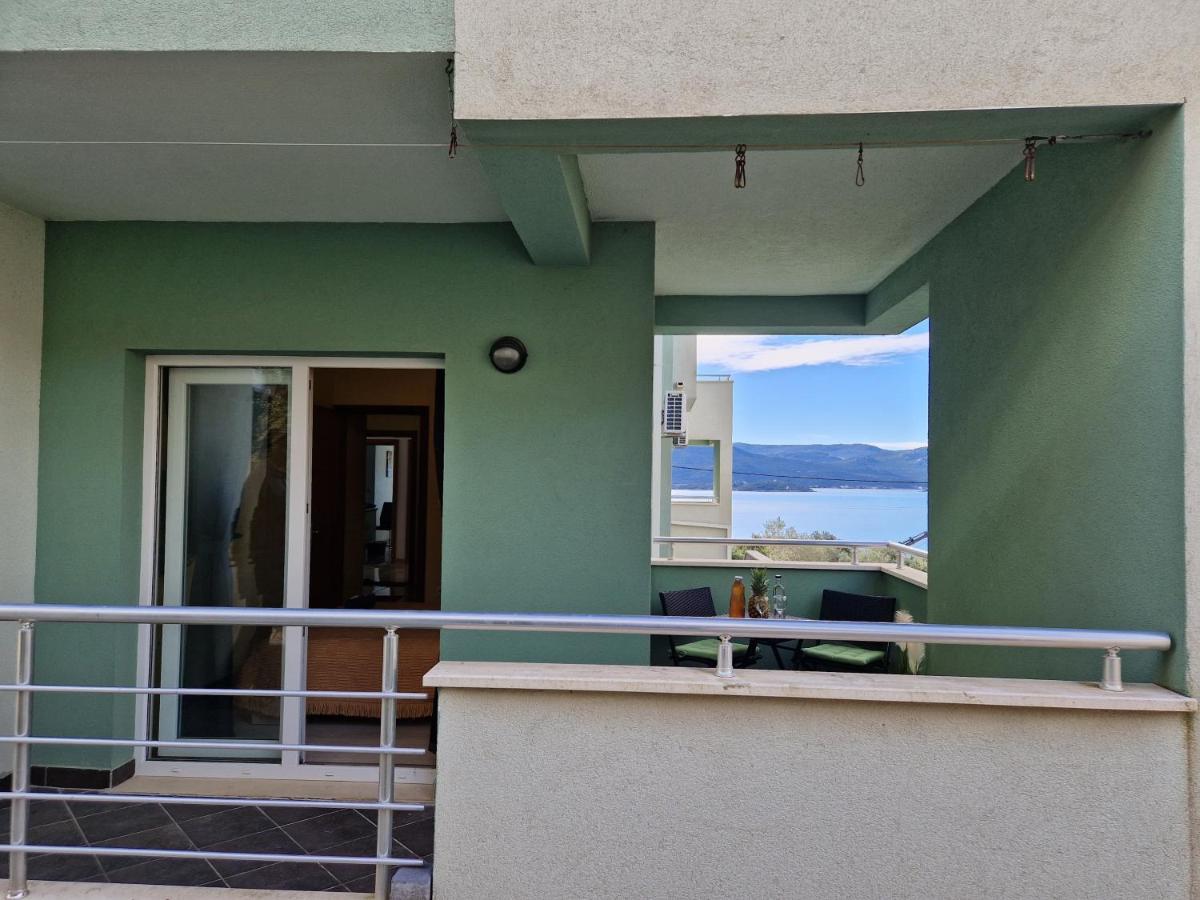 Apartments Ivano Клек Екстериор снимка