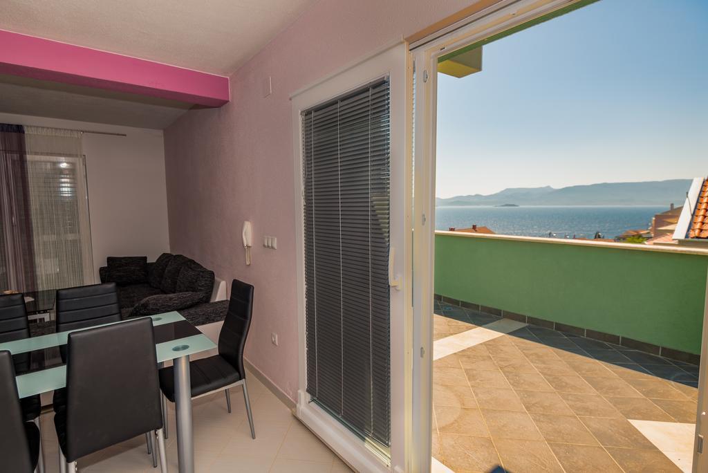 Apartments Ivano Клек Екстериор снимка