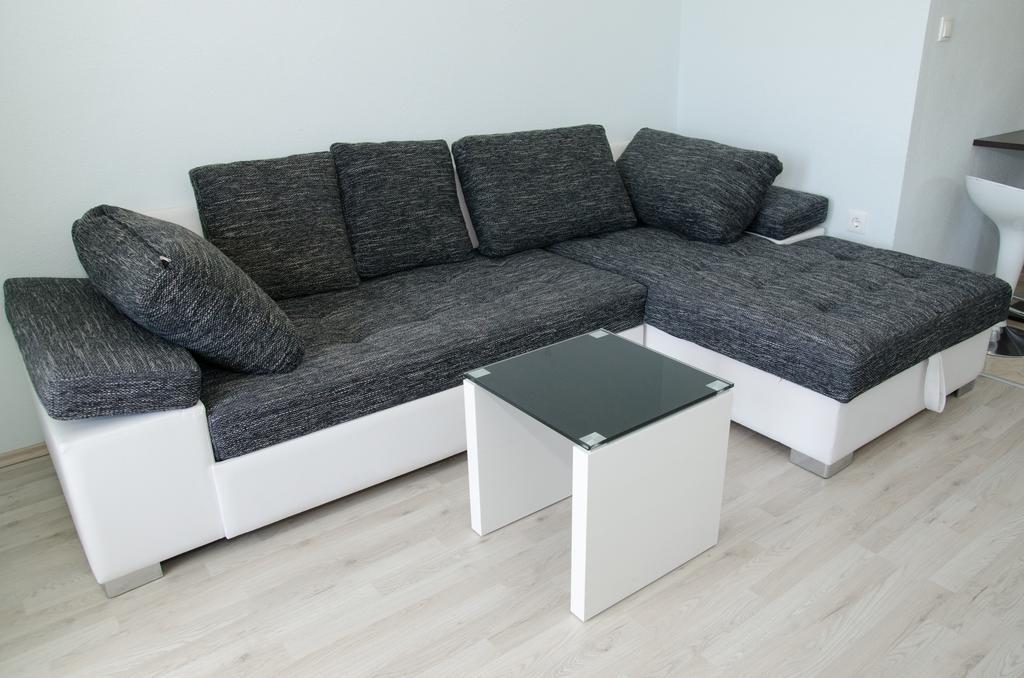 Apartments Ivano Клек Екстериор снимка